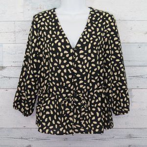 Everly Wild Thang Tie Waist Blouse Black Beige Spotted Button Top Women's Small